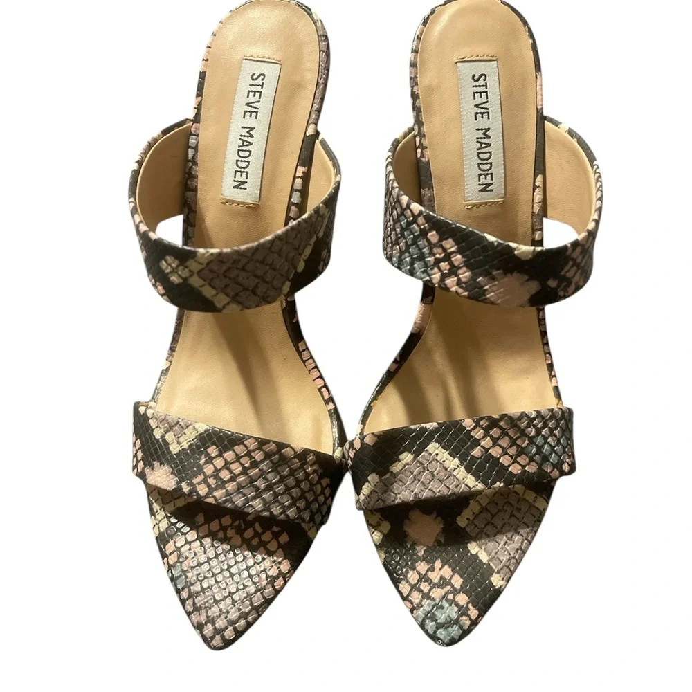 Steve Madden Black and Cream Stiletto Heels - Picture 2 of 3